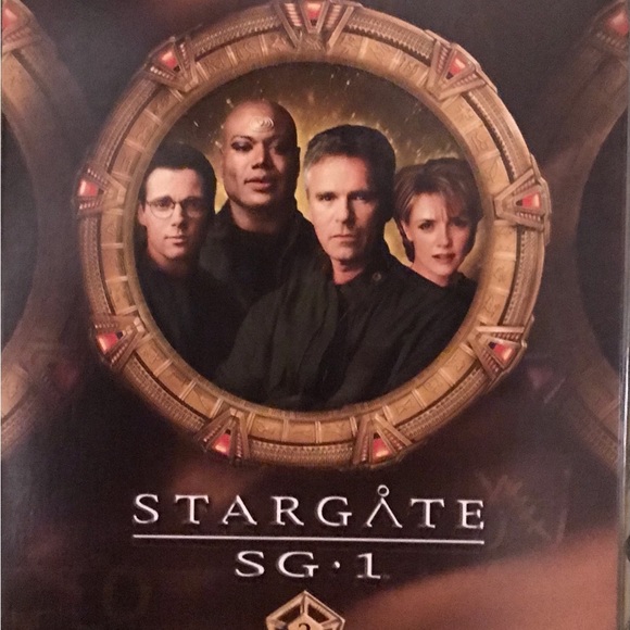 🌏STARGATE SG1 SEASONS 1-4🌏 - Picture 2 of 15